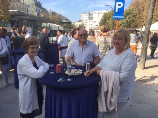 Zondag, Bloemenmarkt op de Kouter